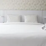 Relaxing Studio Near Itb At Beverly Dago Apartment By Travelio